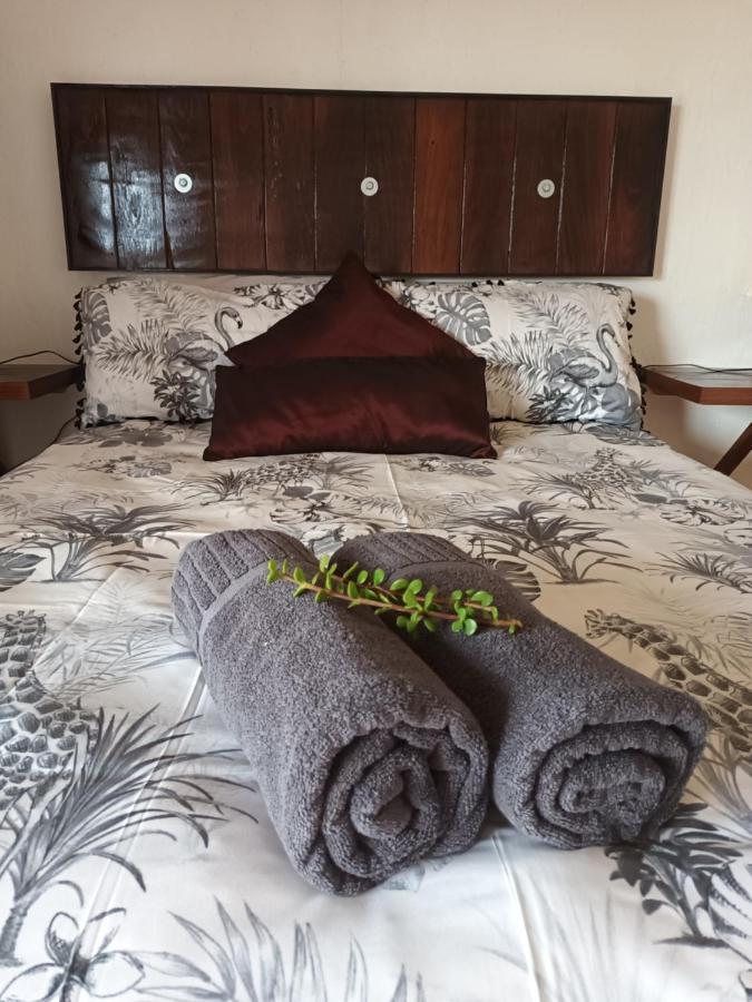 Chameleon Lodge Colchester Extérieur photo