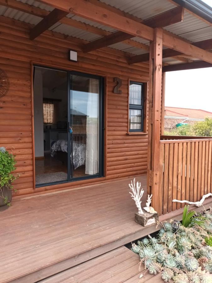 Chameleon Lodge Colchester Extérieur photo